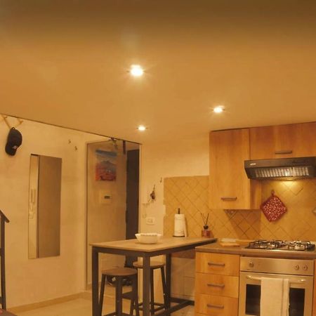 Casina A Pizzofalcone 93 Apartment Naples Exterior photo
